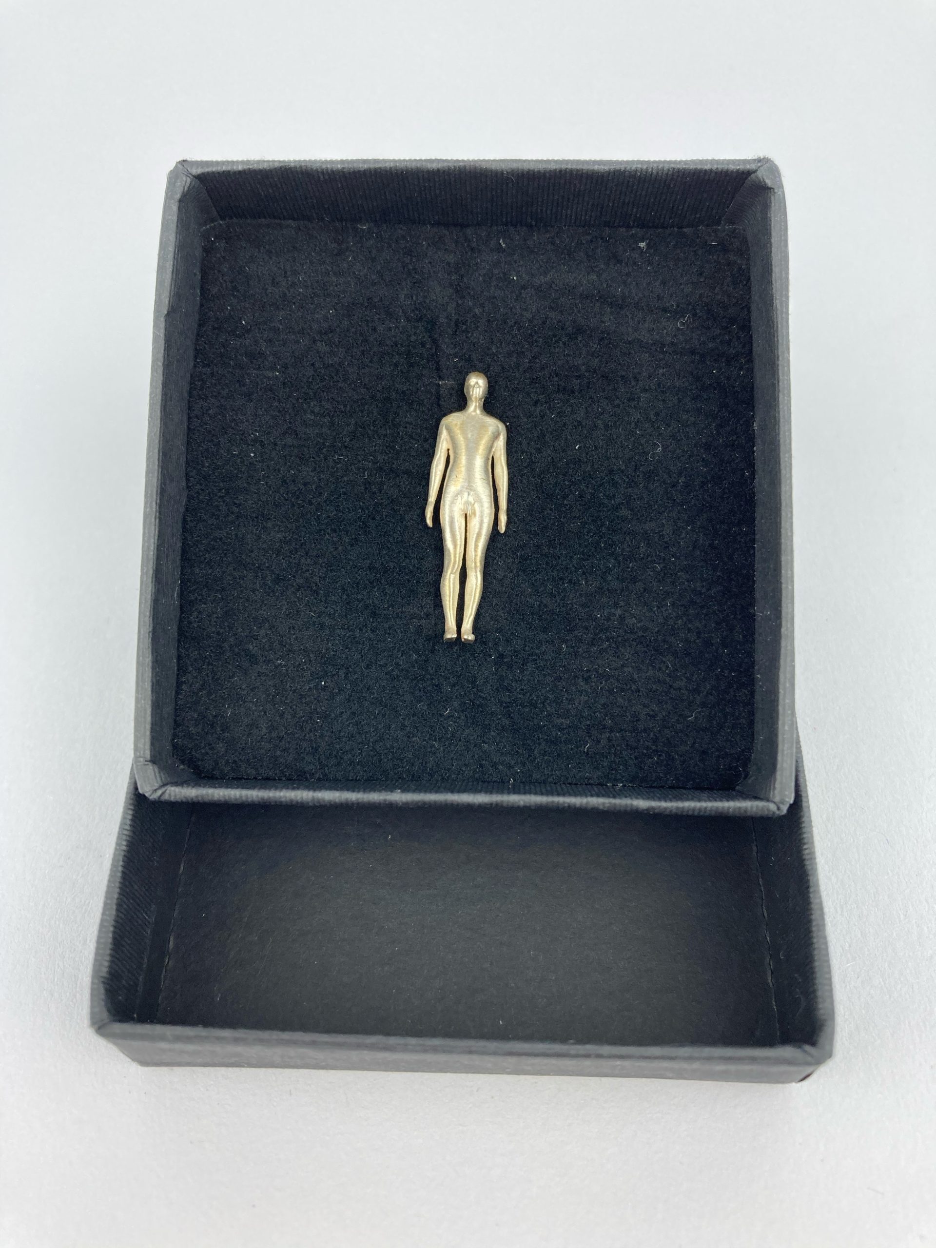 antony gormley solid silver pin official release